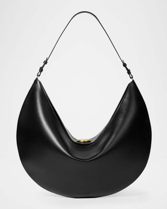 Le Calisson Rond Leather Shoulder Bag